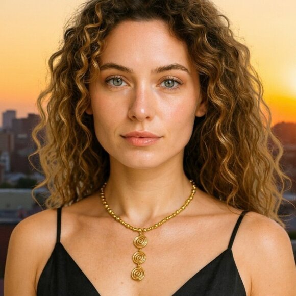 🆕️Glamorous Golden Statement Spiral Necklace & Earrings Set | 18K Gold Plated🌟 - Picture 3 of 13